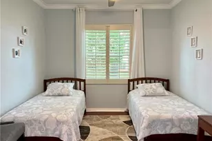 1812 Avian Ct, Naples, FL 34119 - Photo 11