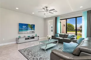 4716 Kensington Cir, Naples, FL 34119 - Photo 11
