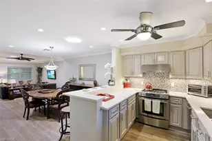 1199 9th Ave N, Naples, FL 34102 - Photo 11
