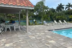 4215 Covey Cir, Naples, FL 34109 - Photo 23