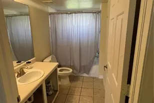 8284 Key Royal Cir, Naples, FL 34119 - Photo 3