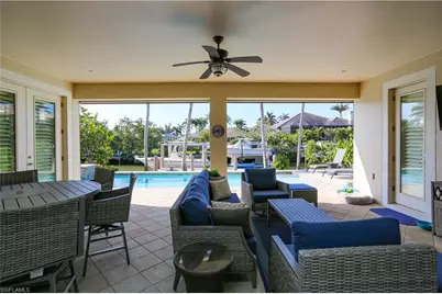 1480 Curlew Ave, Naples, FL 34102 - Photo 13