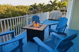1296 Grand Canal Dr, Naples, FL 34110 - Photo 25