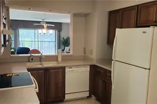 221 Fox Glen Dr, Naples, FL 34104 - Photo 5