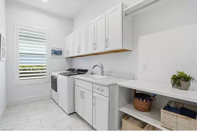 14386 Laguna Springs Ln, Naples, FL 34114 - Photo 25