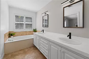 12240 Eagle Pointe Cir, Fort Myers, FL 33913 - Photo 21