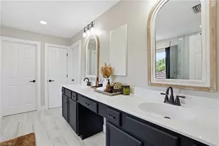 2063 Sagebrush Cir, Naples, FL 34120 - Photo 23