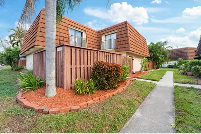 5212 Cedarbend Dr #1, Fort Myers, FL 33919 - Photo 1