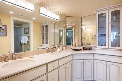 4005 Gulf Shore Blvd N #903, Naples, FL 34103 - Photo 7