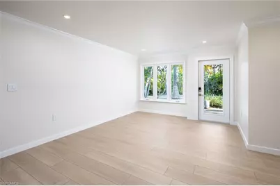 2424 Harbor Rd, Naples, FL 34104 - Photo 3