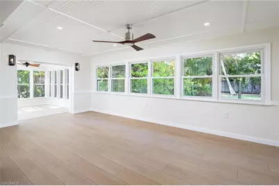 2424 Harbor Rd, Naples, FL 34104 - Photo 9