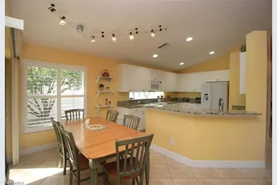2322 Butterfly Palm Dr, Naples, FL 34119 - Photo 3