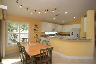 2322 Butterfly Palm Dr, Naples, FL 34119 - Photo 3