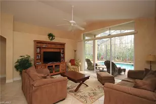 2322 Butterfly Palm Dr, Naples, FL 34119 - Photo 15