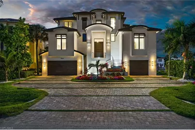 380 Trade Winds Ave, Naples, FL 34108 - Photo 3