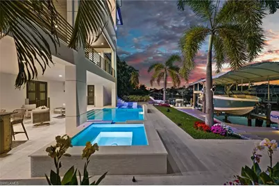 380 Trade Winds Ave, Naples, FL 34108 - Photo 45