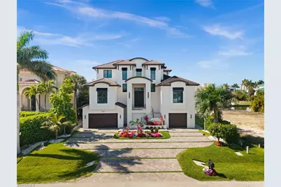 380 Trade Winds Ave, Naples, FL 34108 - Photo 1