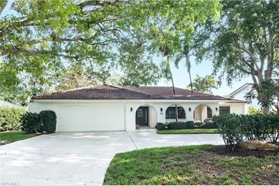 560 Bald Eagle Dr #22, Naples, FL 34105 - Photo 3