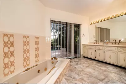 560 Bald Eagle Dr #22, Naples, FL 34105 - Photo 17
