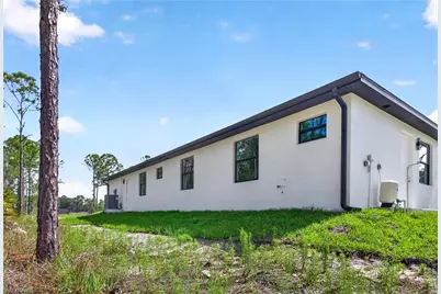 4232 31st Ave NE, Naples, FL 34120 - Photo 5