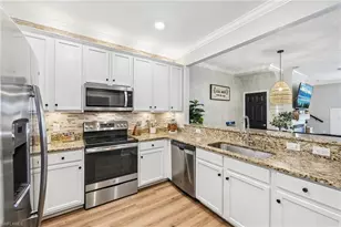 2708 Blossom Wy, Naples, FL 34120 - Photo 11