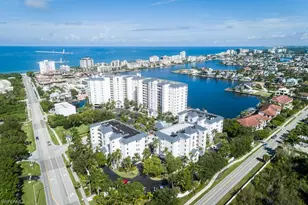 470 Launch Cir, Naples, FL 34108 - Photo 35