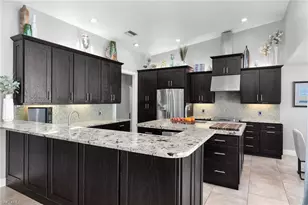 681 15th St SW, Naples, FL 34117 - Photo 11