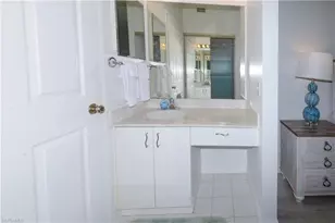 992 Woodshire Ln, Naples, FL 34105 - Photo 37