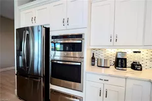8008 Signature Club Cir, Naples, FL 34113 - Photo 15