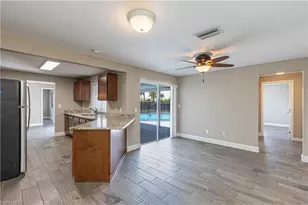 928 SE 35th St, Cape Coral, FL 33904 - Photo 9