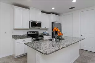 14939 Edgewater Cir, Naples, FL 34114 - Photo 15