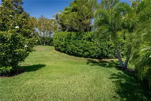 14939 Edgewater Cir, Naples, FL 34114 - Photo 9