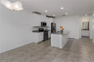 14939 Edgewater Cir, Naples, FL 34114 - Photo 17