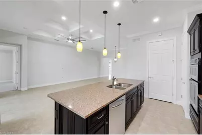 9179 Flint Ct, Naples, FL 34120 - Photo 11