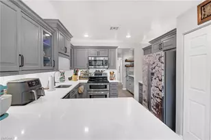 1443 Larkspur Dr, Fort Myers, FL 33901 - Photo 19