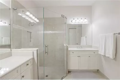 13435 Silktail Dr, Naples, FL 34109 - Photo 11