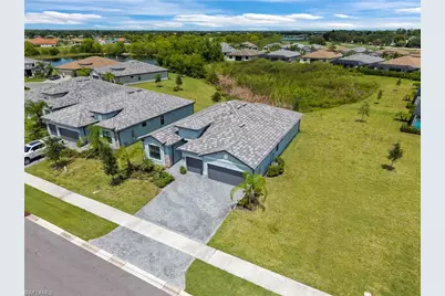 1779 Hagen Ct, Naples, FL 34120 - Photo 39