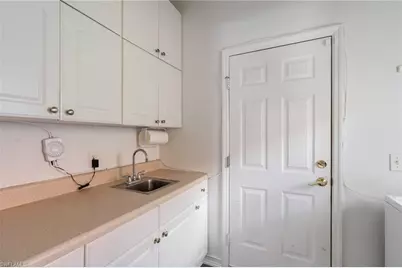 360 Pindo Palm Dr, Naples, FL 34104 - Photo 17