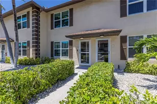 731 W Elkcam Cir, Marco Island, FL 34145 - Photo 7