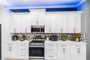 2557 29th Ave NE, Naples, FL 34120 - Photo 23
