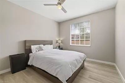 4625 Saint Croix Ln #1126, Naples, FL 34109 - Photo 7