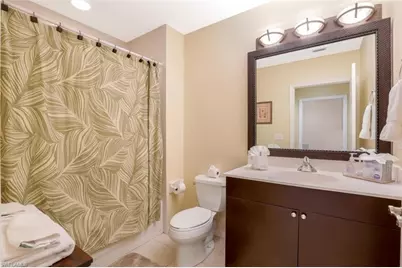 460 Launch Cir #403, Naples, FL 34108 - Photo 17