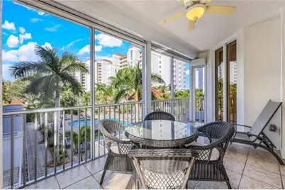 460 Launch Cir #301, Naples, FL 34108 - Photo 13