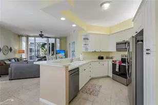 460 Launch Cir, Naples, FL 34108 - Photo 3