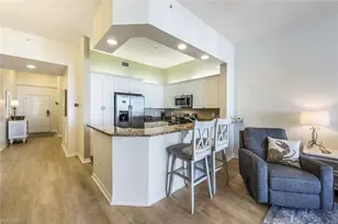 470 Launch Cir, Naples, FL 34108 - Photo 5