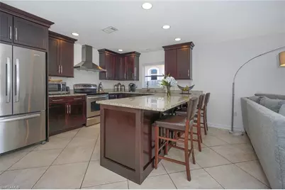 768 96th Ave N, Naples, FL 34108 - Photo 9