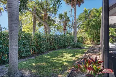 768 96th Ave N, Naples, FL 34108 - Photo 31