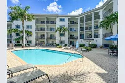 1100 Pine Ridge Rd #B405, Naples, FL 34108 - Photo 5