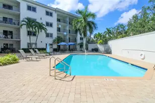 1100 Pine Ridge Rd, Naples, FL 34108 - Photo 45