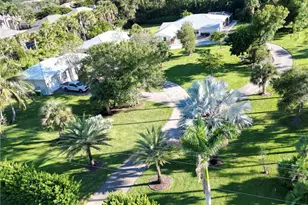 2950 Coach House Ln, Naples, FL 34105 - Photo 41